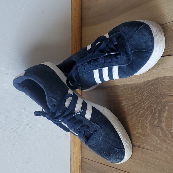 harga adidas neo comfort footbed